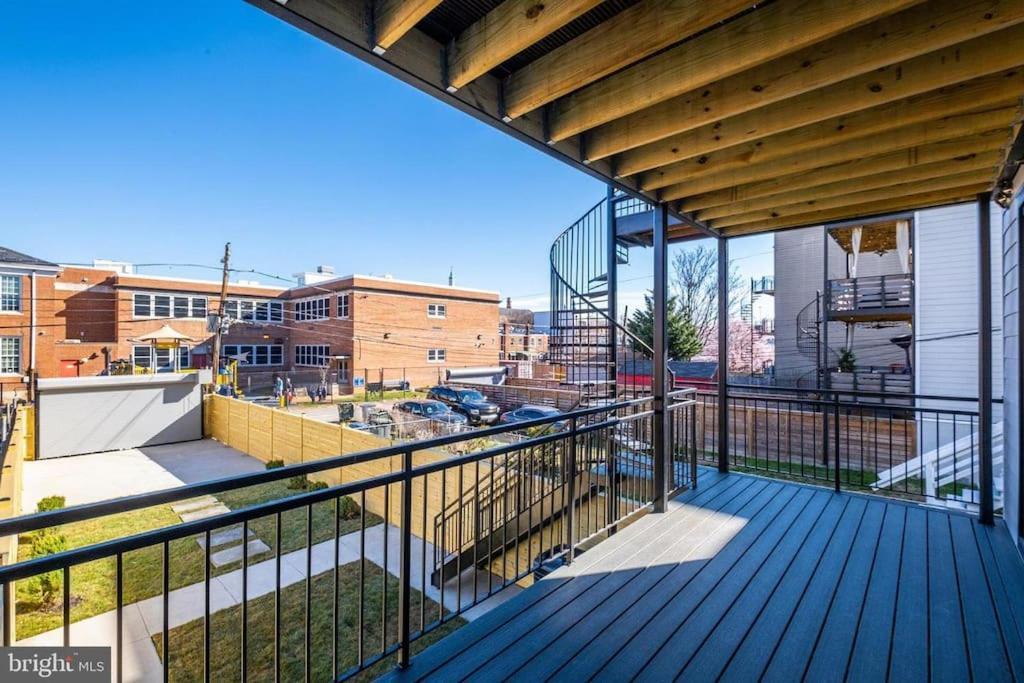 Capitol View2 Townhouse Condo Вашингтон Экстерьер фото